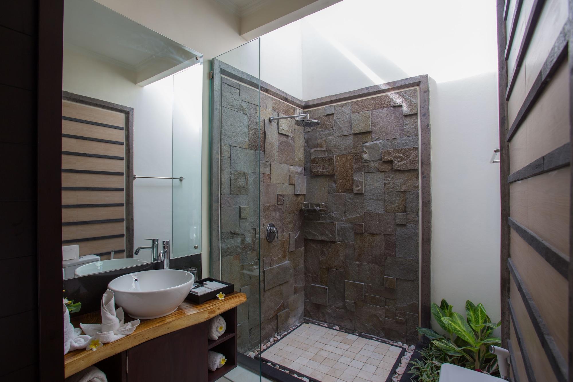 Kayu Suar Bali Luxury Villas & Spa Sanur  Exterior photo